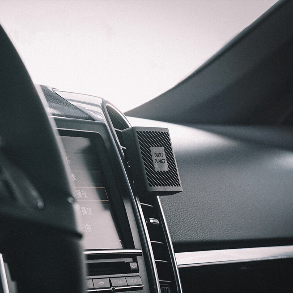 The Ultimate Guide to Choosing the Perfect Car Air Freshener for a Fresh and Fragrant Ride - Karoma